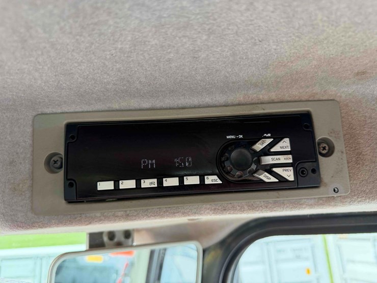 2019-hitachi-zw310-6-image-27