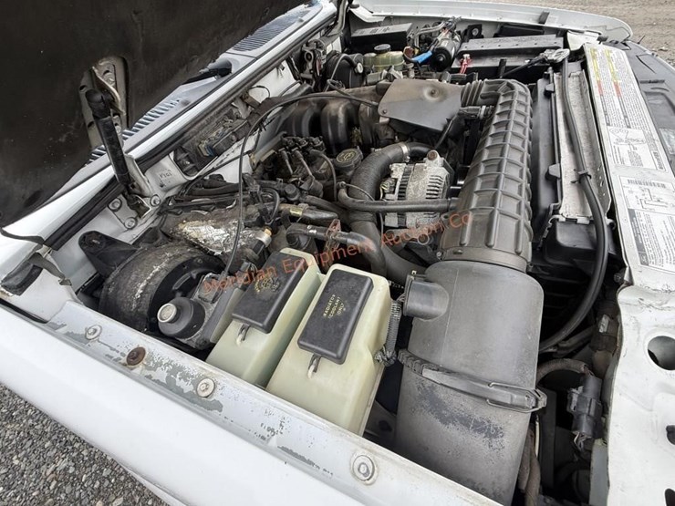 1995-ford-explorer-xlt-image-16