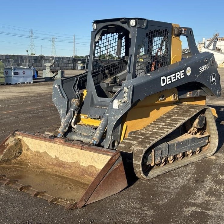 DEERE 333G