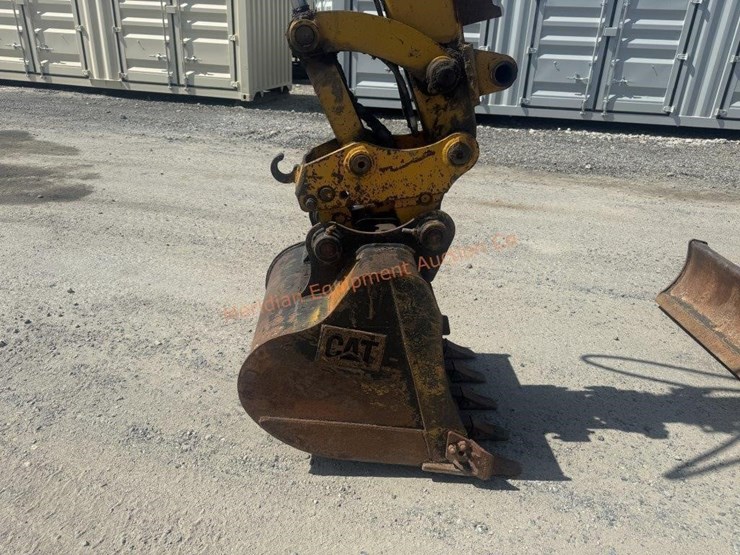 caterpillar-305e2-image-12