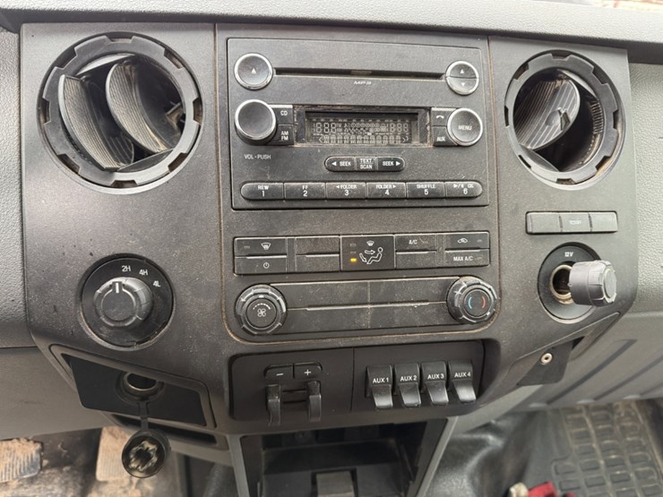 2012-ford-f350-xl-image-12