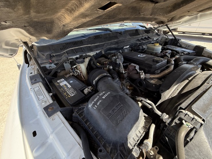 2014-ram-2500-tradesman-image-26