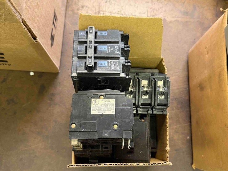 misc.-electricity-boxes-and-breakers-image-3