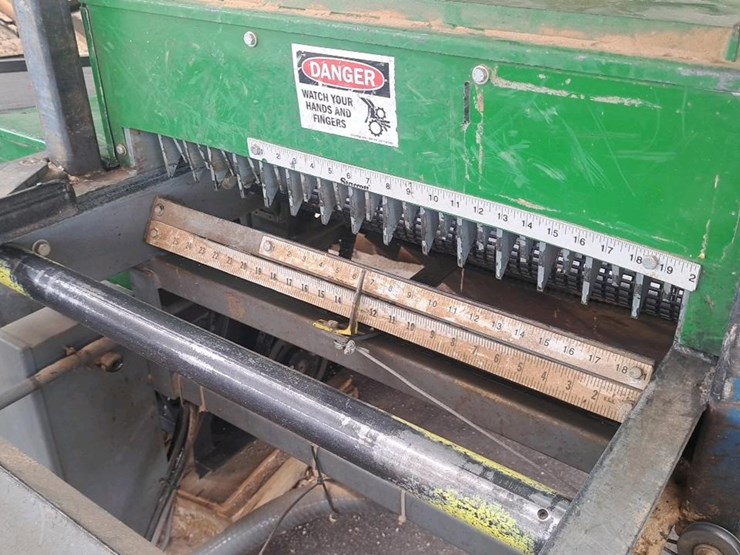 #148-•-2019-riehl-steel-edger-image-11