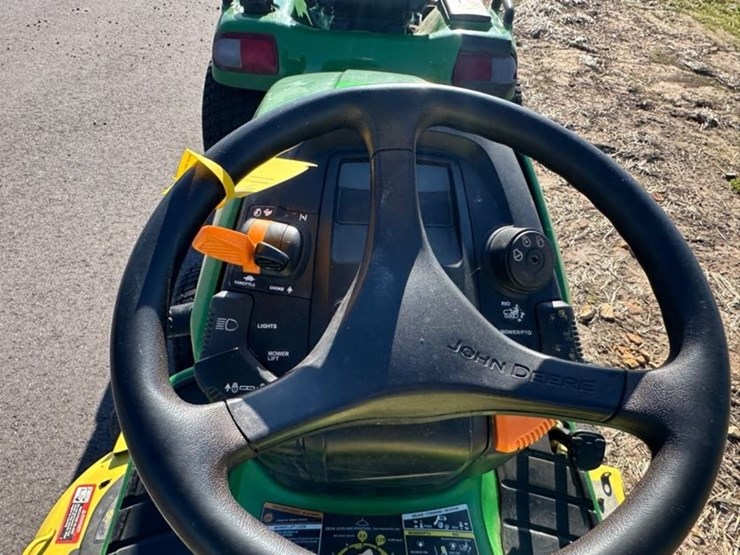 2006-john-deere-x320-image-11