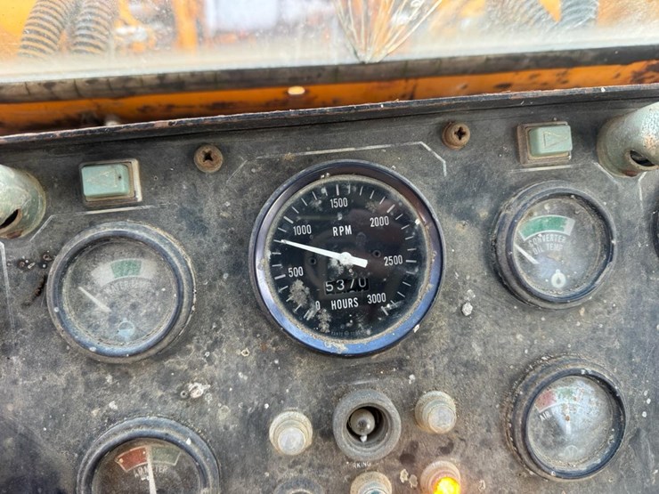 #122-•-1987-kobelco-lk600-wheel-loader-image-53