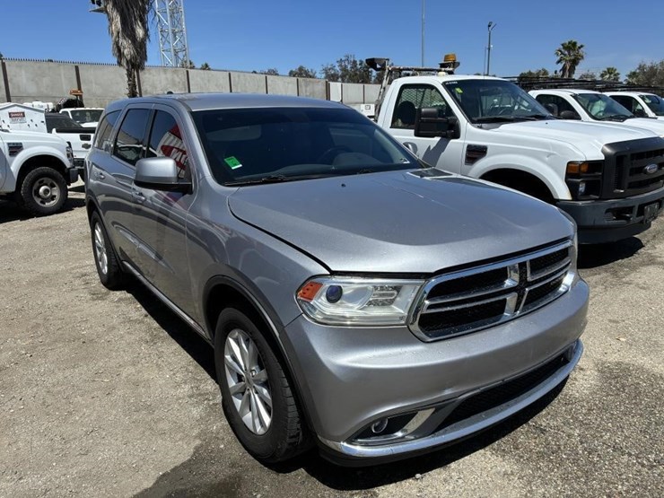 2019-dodge-durango-image-2