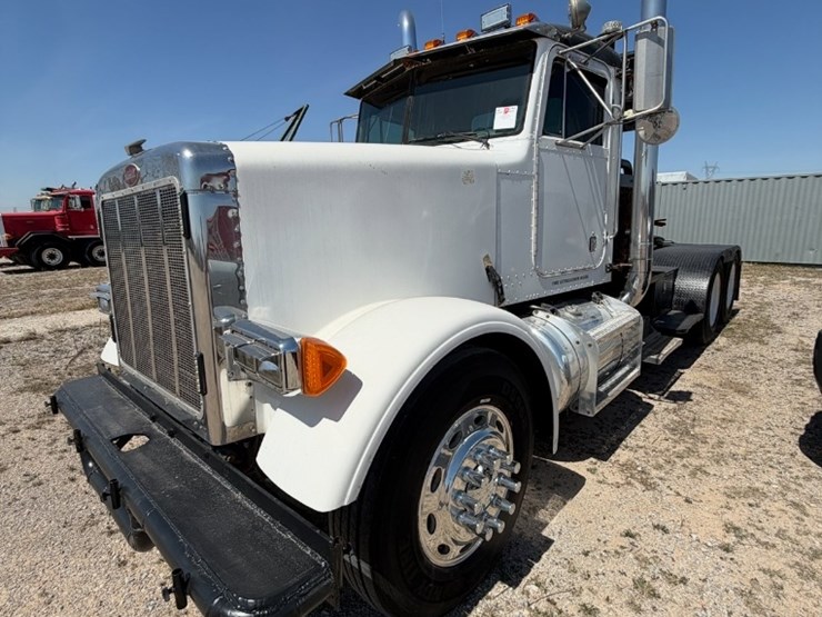 1994-peterbilt-379-image-3