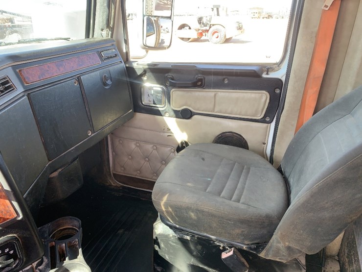 2012-western-star-4900-image-5