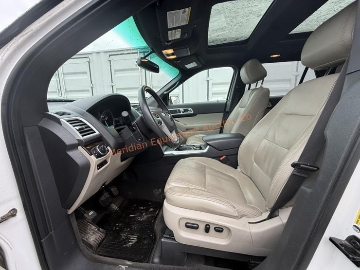 ford-explorer-limited-image-53