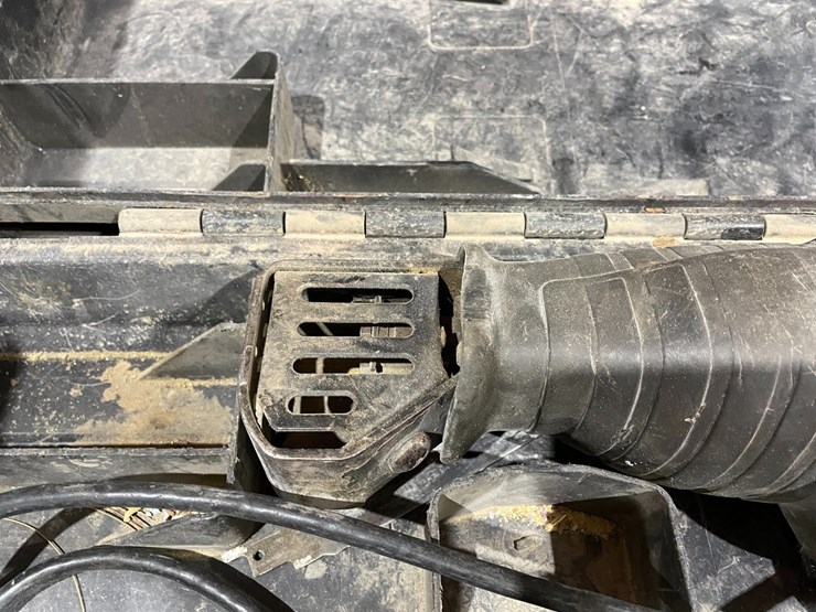 #5048-•-(2)-dewalt-reciprocating-saws-image-6
