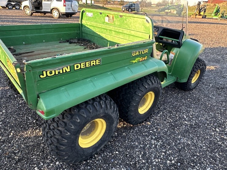 john-deere-gator-image-3
