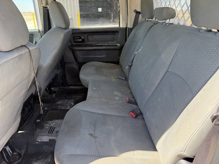 2014-ram-2500-tradesman-image-22