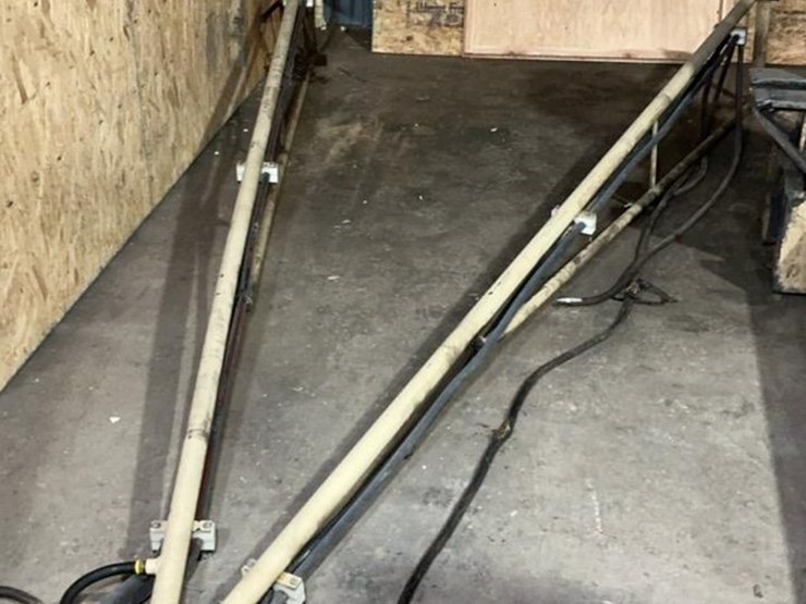 #149-•-2017-hurdle-magnum-lt-carriage-image-49