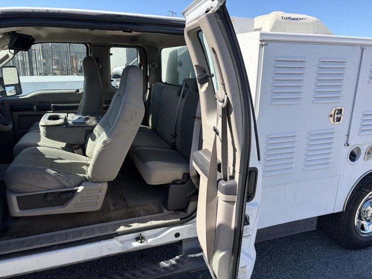 2008-ford-f250-image-11