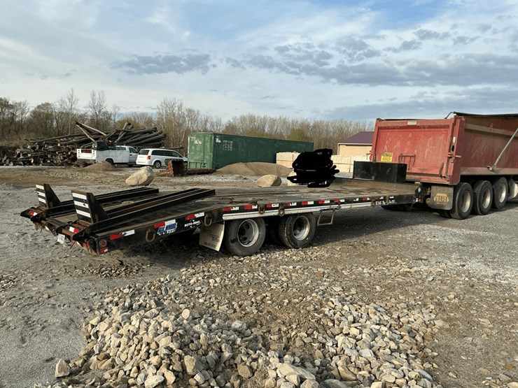 #141-•-2016-eager-beaver-heavy-equipment-trailer-image-5