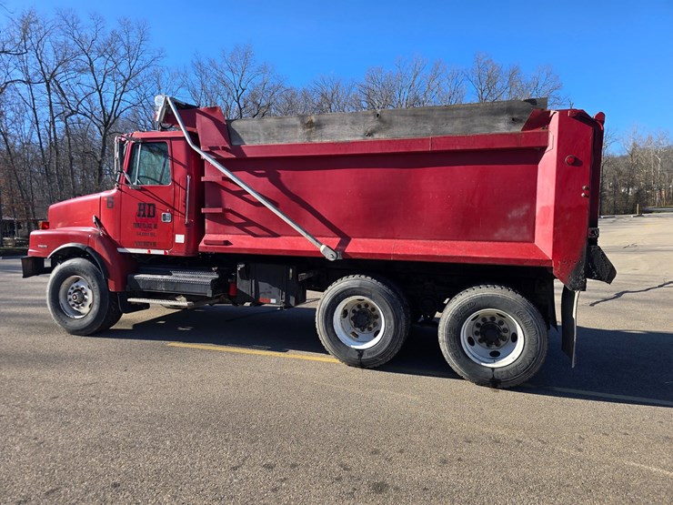 1999-cummins-m11-image-7