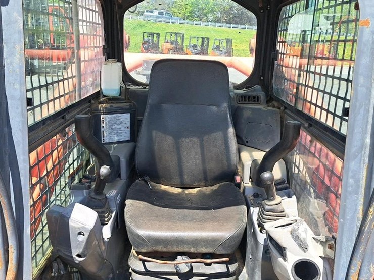 2019-kubota-svl95-2s-image-12