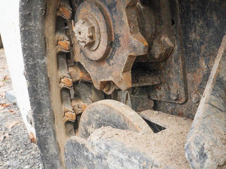 2014-bobcat-mt55-image-45