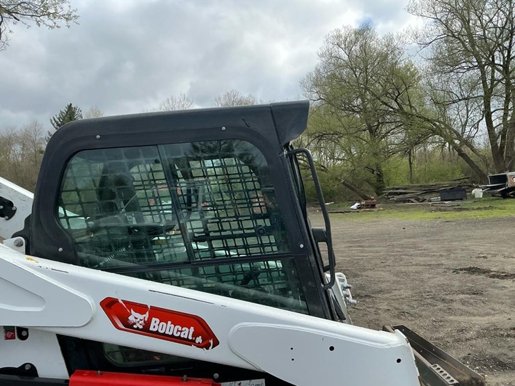 2024-bobcat-t770-image-47