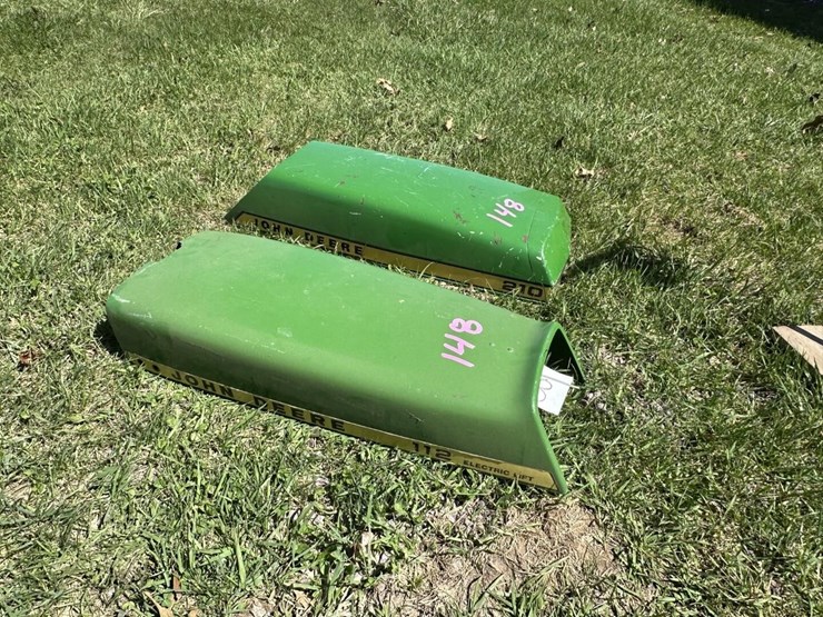 vintage-john-deere-lawn-tractor-hoods-image-1