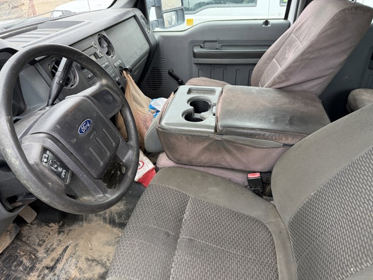 2012-ford-f350-xl-image-9