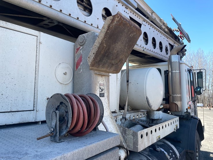 #100-•-2005-mack-putzmeiser-tb80-telebelt-truck-(has-wi-title)-image-70