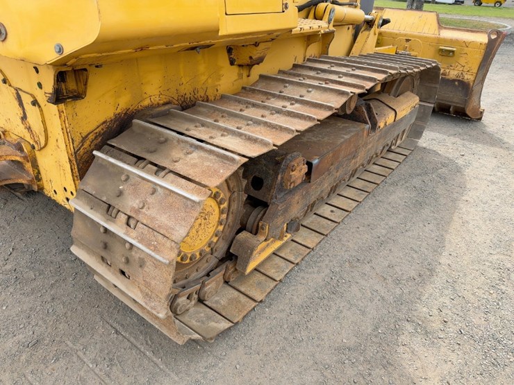 2002-deere-700h-xlt-image-21