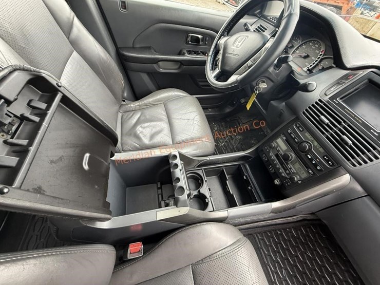 2005-honda-pilot-image-32