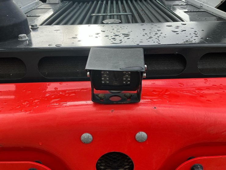 2024-bobcat-t770-image-56