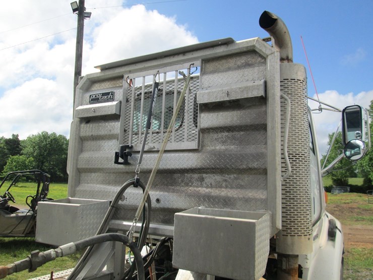 2007-sterling-at9500-image-14