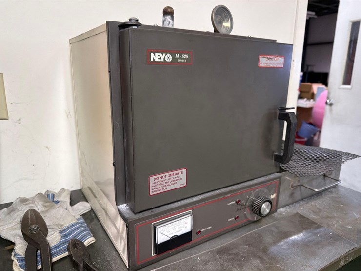 ney-m525-heat-treat-furnace-w/-cabinet-and-parts-image-1