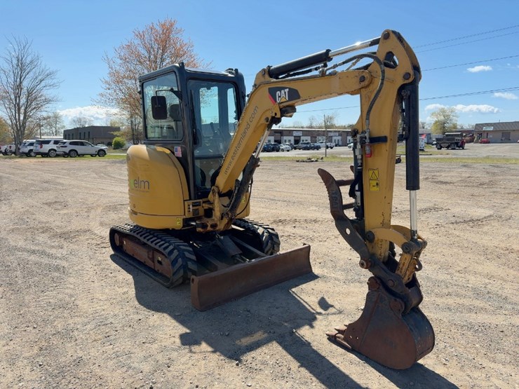 2014-caterpillar-303e-cr-image-7