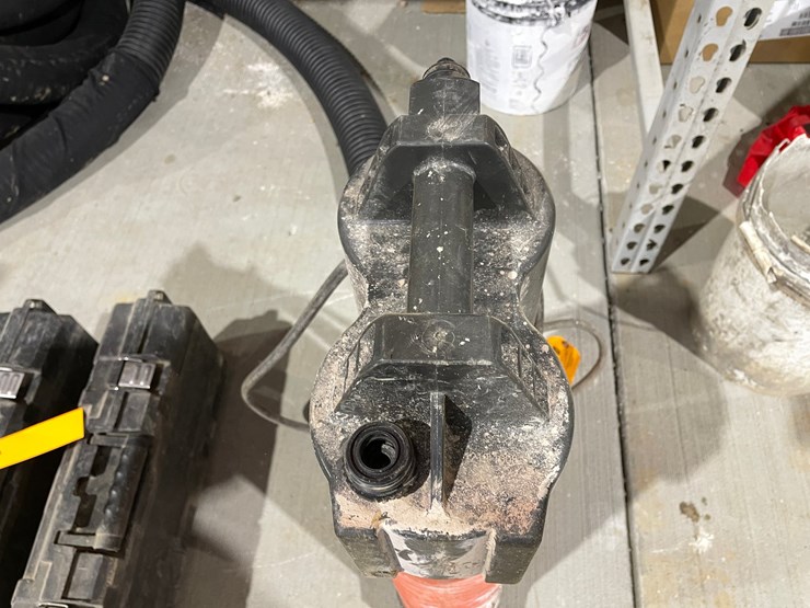 #5049-•-husqvarna-wt2go-water-tank-image-6