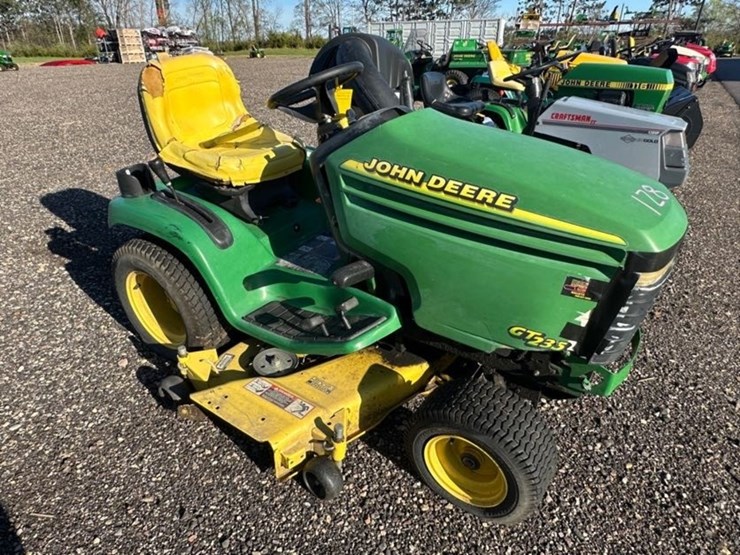 john-deere-gt235-image-4