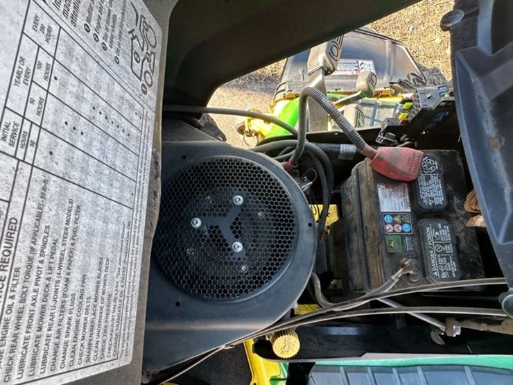 2019-john-deere-x350-image-11