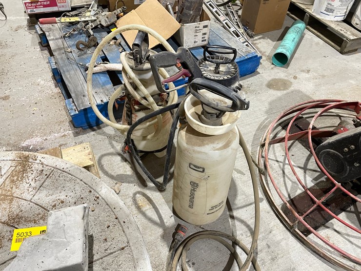 #5036-•-(3)-hand-pump-sprayers-image-2