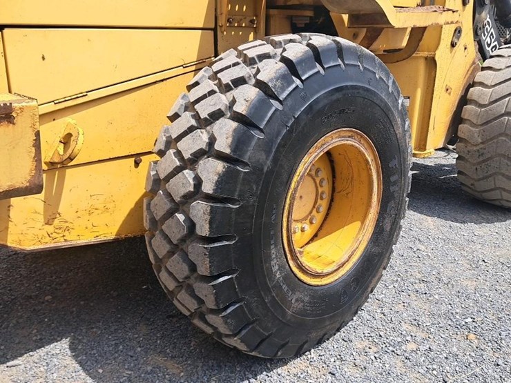 2002-deere-tc54h-image-33