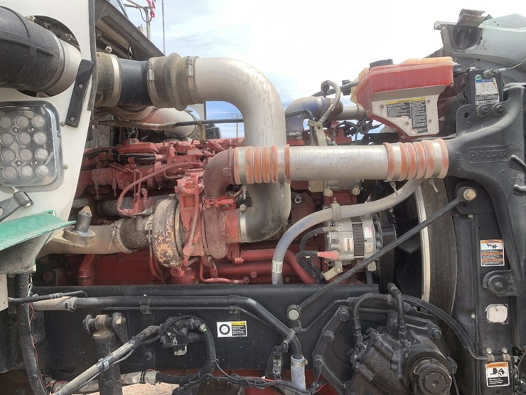 2013-kenworth-t800-image-14