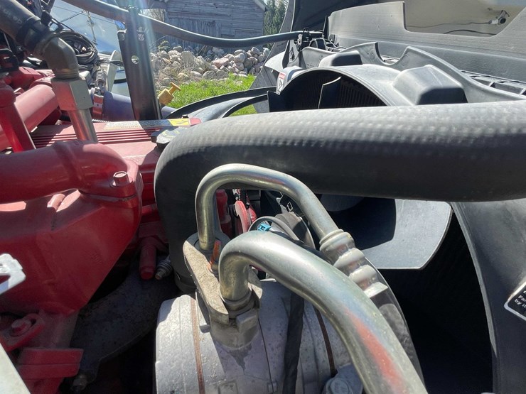 2020-freightliner-m2-106-image-83