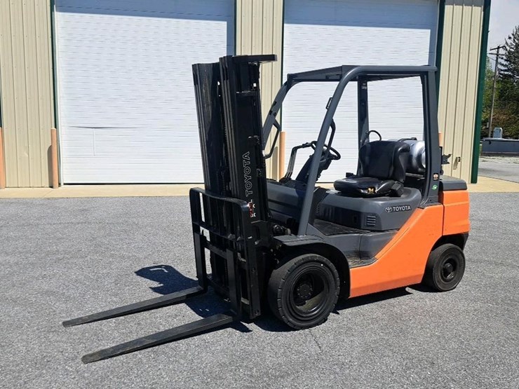 2020-toyota-8fgu25-image-1