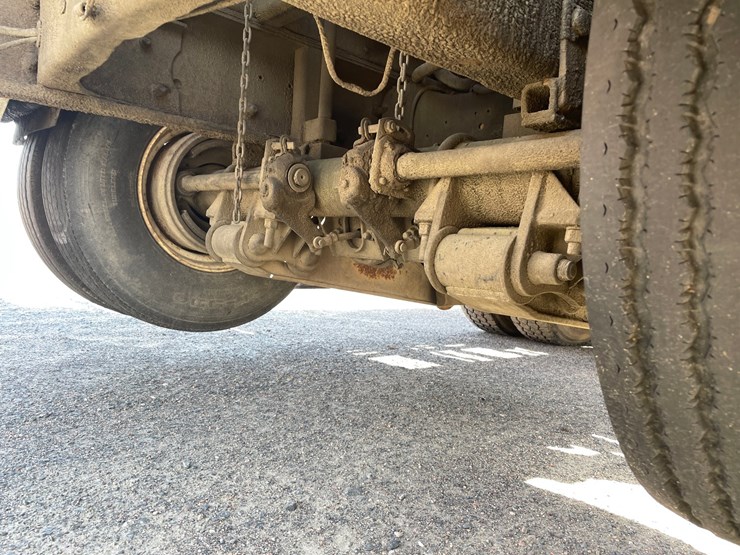 1996-cummins-m11-image-75