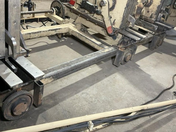 #149-•-2017-hurdle-magnum-lt-carriage-image-42