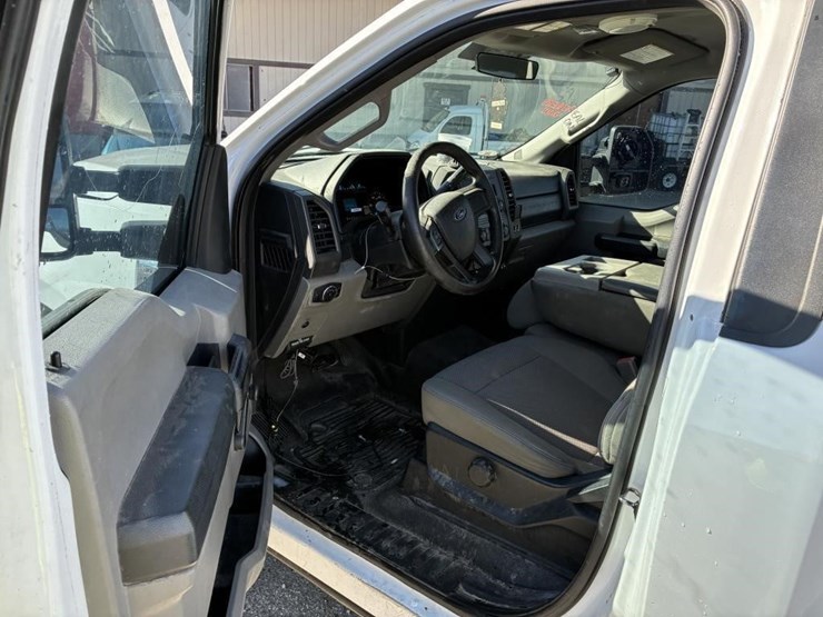 2017-ford-f250-image-12