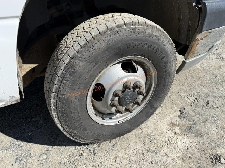 2005-chevrolet-silverado-3500-image-13