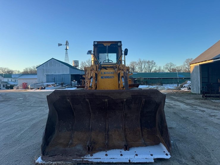 #122-•-1987-kobelco-lk600-wheel-loader-image-55