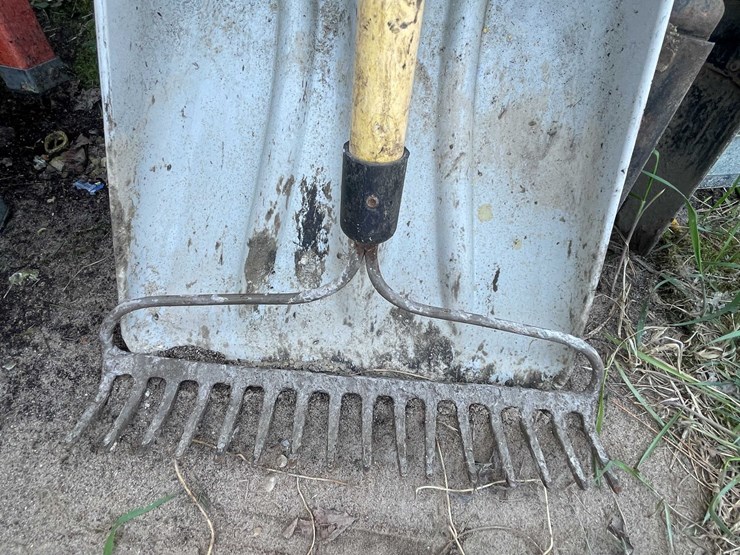 #7437-•-hand-tools-image-4