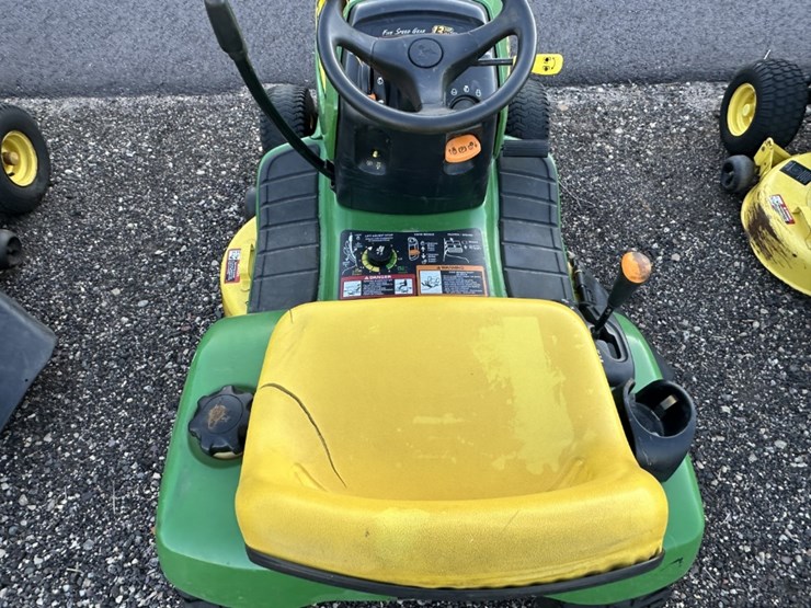 john-deere-lt133-image-7