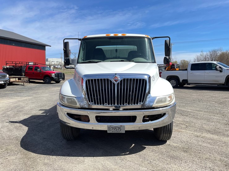 2010-international-4300-sba-image-2
