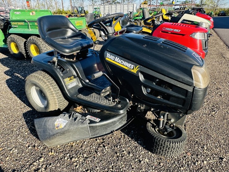 yard-machines-riding-lawn-mower-image-4